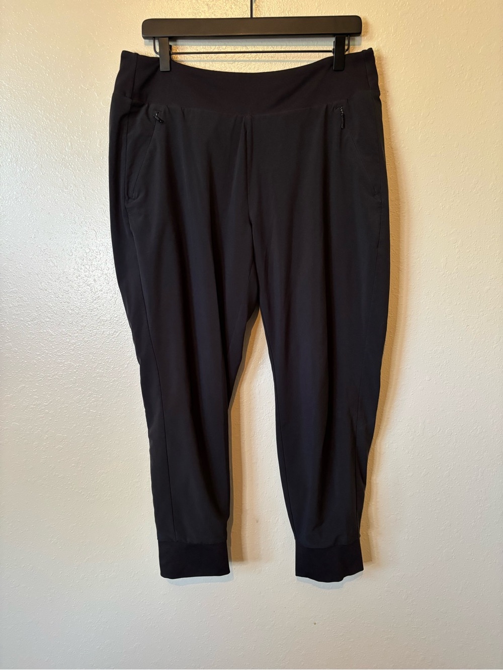 Athleta lined joggers